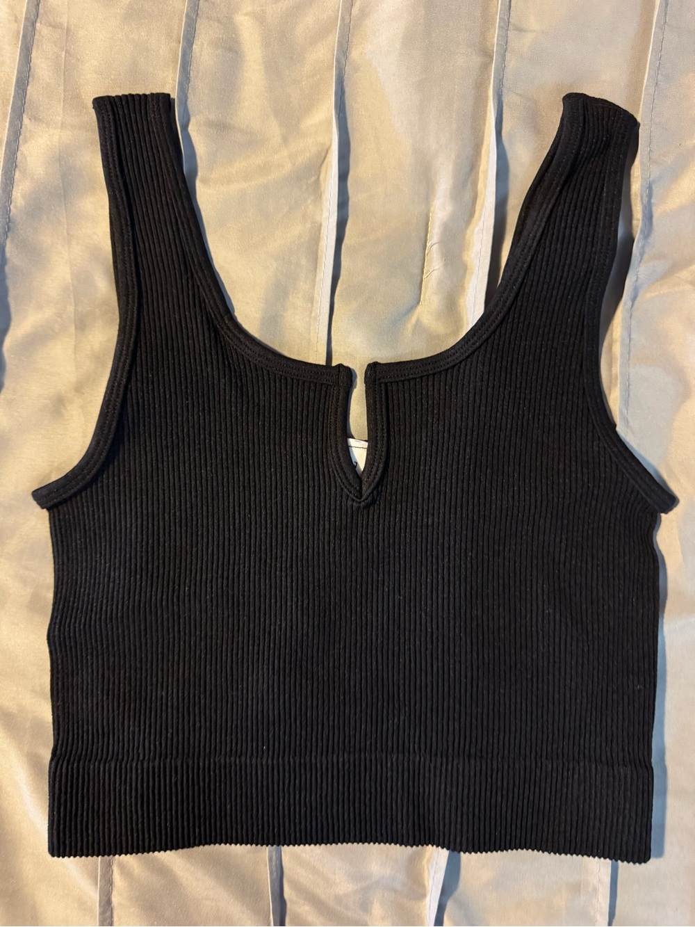 Zenana Outfitters Black Ribbed V-Notch Tank S/M